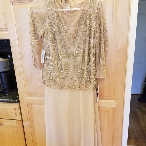 Pisarro Nights Sequined and Beaded Long Dress10 - Picture 6 of 13